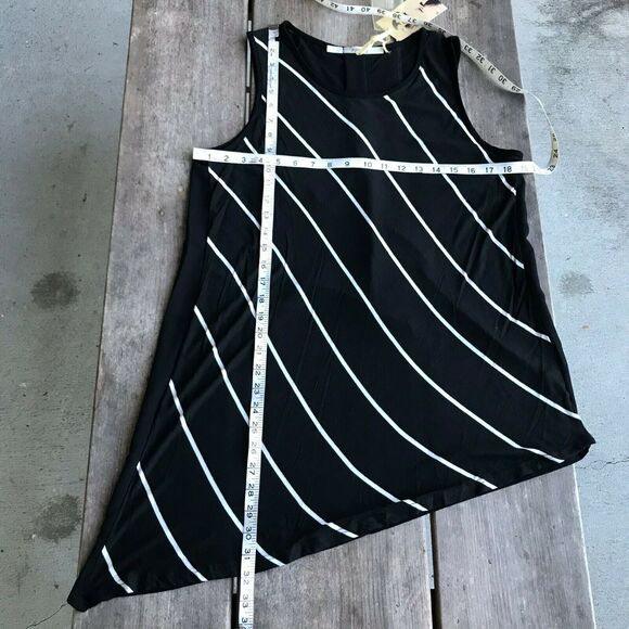 Gibson Womens Tank Top Size Large Asymmetric Black White Striped Stripes NEW - Picture 4 of 7